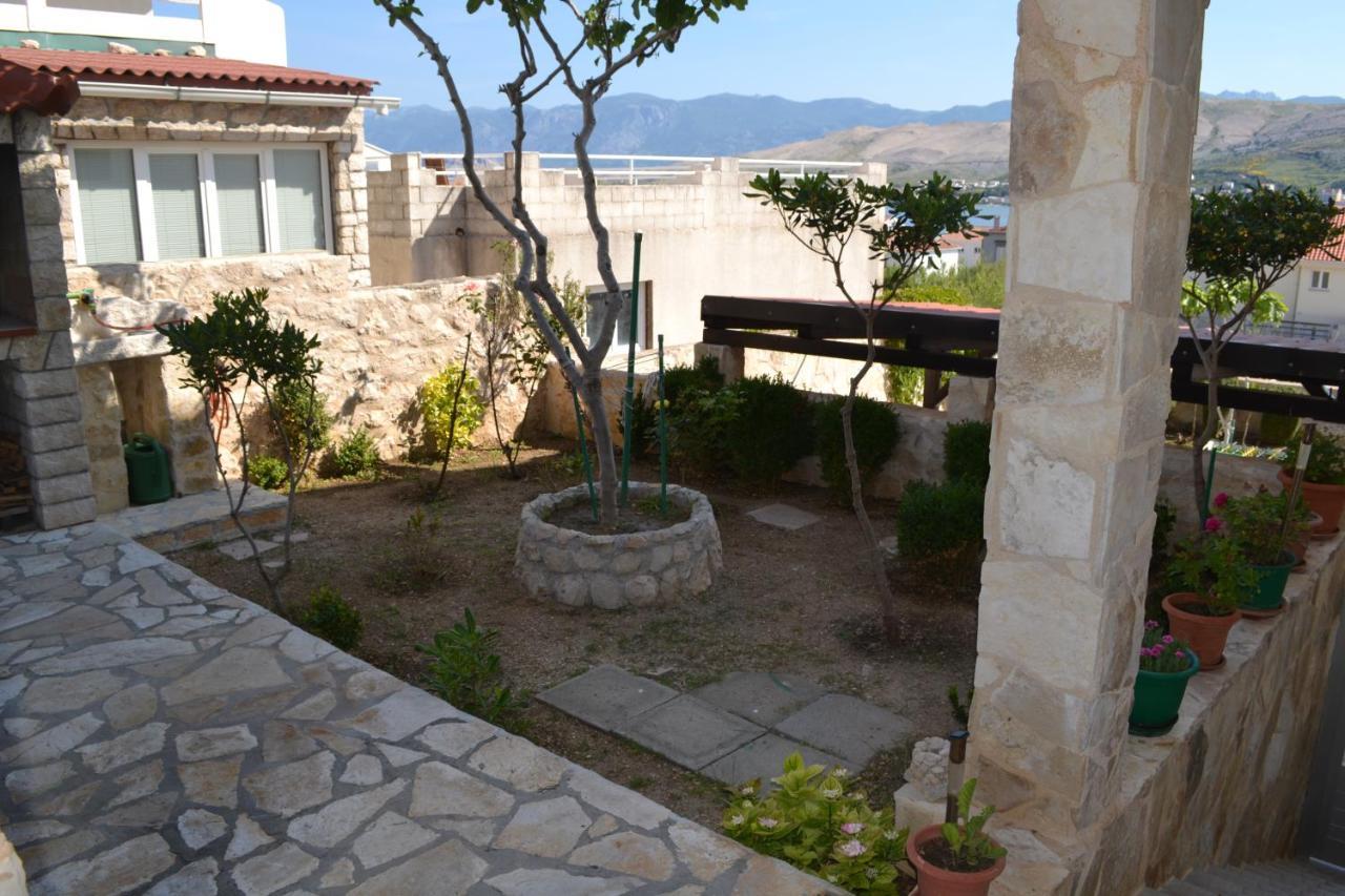 Apartment Lora Pag Town Exterior foto